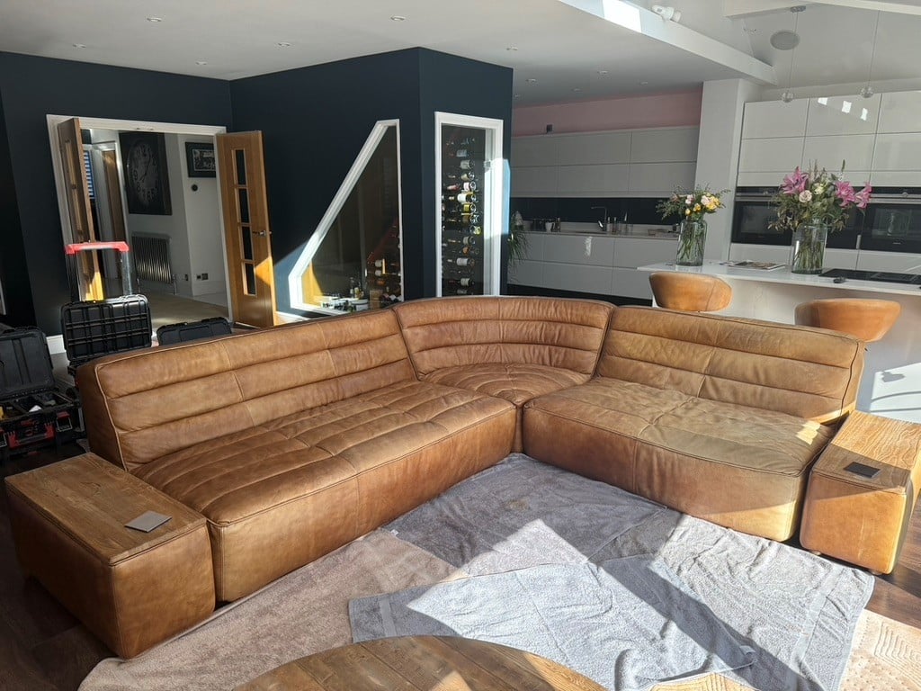 Wax Leather Recolouring